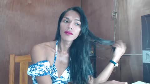 Ur Lovely Pricious online show from May 12, 1:30 pm