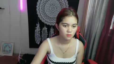 ur_prettyangel online show from March 30, 6:36 am