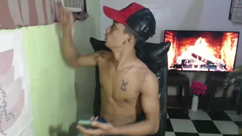 ur_raffy online show from February 27, 1:28 pm