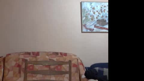 Snapshot of uraganbate chatting on February 9, 2:21 pm Alex online show from February 9, 2:21 pm