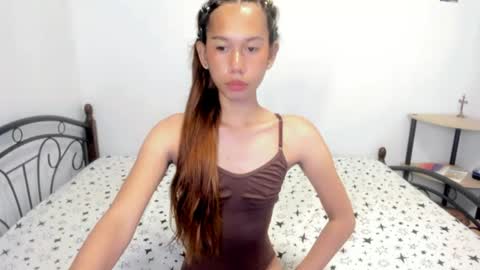 Snapshot of urasian_clar chatting on July 20, 1:20 am Claire online show from July 20, 1:20 am
