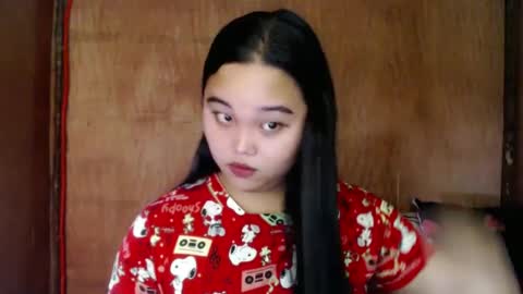Snapshot of urasian_hotchix69 chatting on December 7, 3:58 am Lycah online show from December 7, 3:58 am