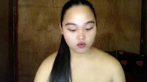 Snapshot of urasian_hotchix69 chatting on December 10, 4:27 pm Lycah online show from December 10, 4:27 pm