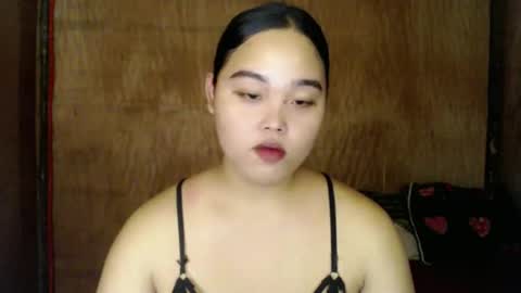 Snapshot of urasian_hotchix69 chatting on December 11, 8:15 am Lycah online show from December 11, 8:15 am