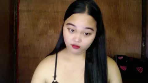 Snapshot of urasian_hotchix69 chatting on December 12, 5:10 am Lycah online show from December 12, 5:10 am