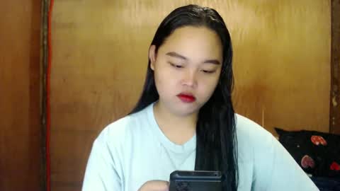 Snapshot of urasian_hotchix69 chatting on January 4, 9:43 am Lycah online show from January 4, 9:43 am