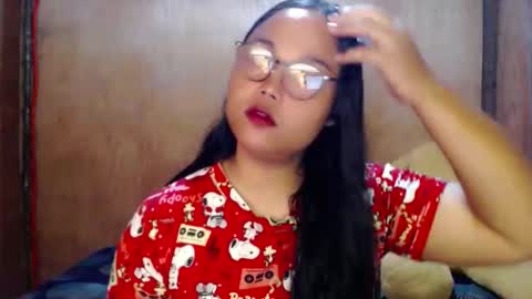 Snapshot of urasian_hotchix69 chatting on October 1, 12:49 am Lycah online show from October 1, 12:49 am