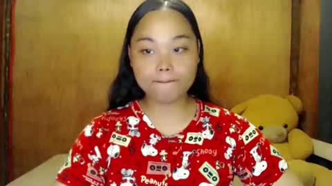 Snapshot of urasian_hotchix69 chatting on October 17, 3:31 am Lycah online show from October 17, 3:31 am