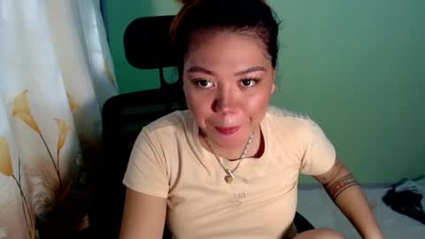 Snapshot of urasian_joy chatting on September 28, 10:37 pm urasian_joy online show from September 28, 10:37 pm