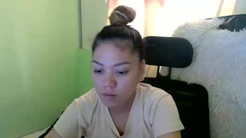 Snapshot of urasian_joy chatting on December 18, 5:24 am urasian_joy online show from December 18, 5:24 am