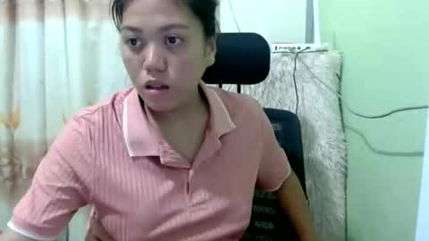 Snapshot of urasian_joy chatting on February 2, 2:05 pm urasian_joy online show from February 2, 2:05 pm