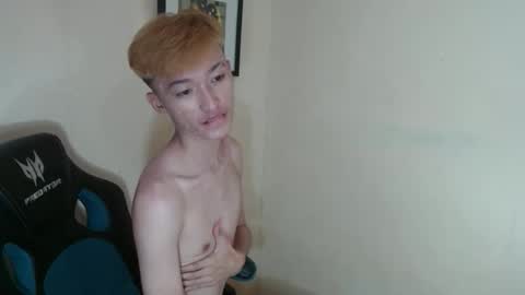 urasian_ladyboyxxx online show from April 27, 10:13 am