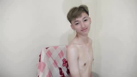 urasian_ladyboyxxx online show from May 16, 10:23 am
