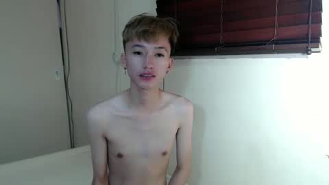 urasian_ladyboyxxx online show from May 21, 10:22 am