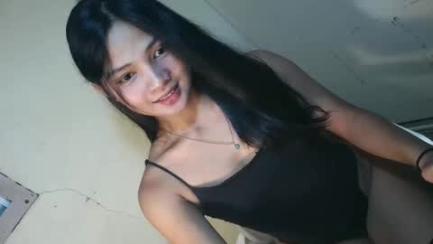 Snapshot of urasian_latinaxxx chatting on May 25, 7:03 am urasian_latinaxxx online show from May 25, 7:03 am