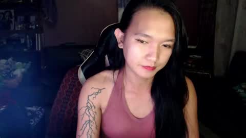 NEWRA  ALLISON online show from February 28, 10:06 pm