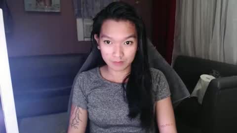 NEWRA  ALLISON online show from October 23, 7:29 am