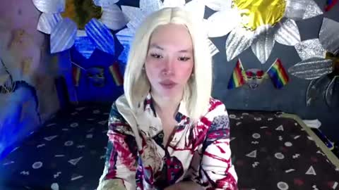 yana online show from July 12, 9:11 am