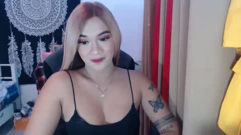 jess online show from December 5, 10:01 am