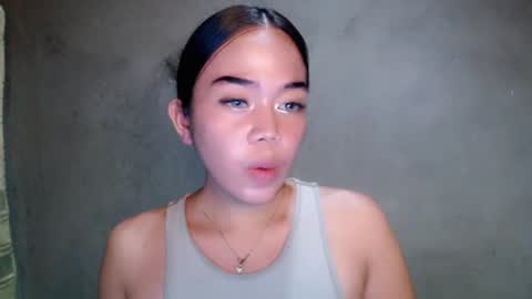 Snapshot of urbabydollx16 chatting on July 11, 6:43 pm urbabydollx16 online show from July 11, 6:43 pm