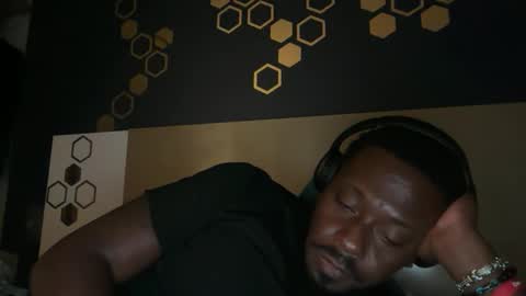 urbandick5 online show from April 7, 12:11 am