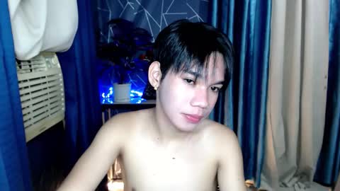 Snapshot of urboytoyheaven chatting on May 21, 5:36 am urboytoyheaven online show from May 21, 5:36 am