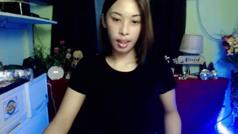 Snapshot of urcrushnextdoor_ chatting on December 28, 6:40 pm urcrushnextdoor_ online show from December 28, 6:40 pm