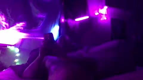 Snapshot of urdaddy875867 chatting on November 3, 12:35 am urdaddy875867 online show from November 3, 12:35 am