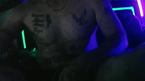 Snapshot of urdaddy875867 chatting on May 17, 11:56 pm urdaddy875867 online show from May 17, 11:56 pm
