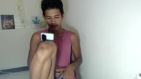 Snapshot of urdreamboy_clarin chatting on November 17, 6:35 pm urdreamboy_clarin online show from November 17, 6:35 pm