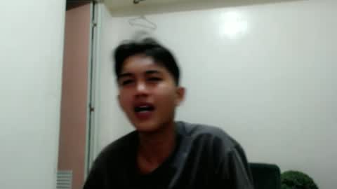 Snapshot of urdreamboy_prince chatting on June 6, 7:40 pm urdreamboy_prince online show from June 6, 7:40 pm