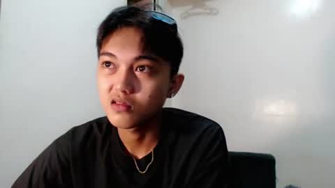 Snapshot of urdreamboy_prince chatting on June 13, 6:28 pm urdreamboy_prince online show from June 13, 6:28 pm