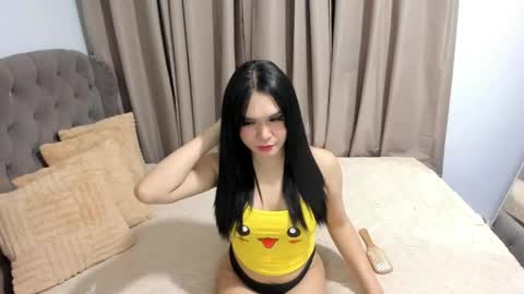 Snapshot of urdreamgirl4uxxxx chatting on June 6, 6:56 pm urdreamgirl4uxxxx online show from June 6, 6:56 pm