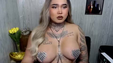 Maxxie online show from July 8, 9:03 am