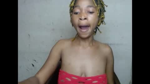 urflirtydoll online show from September 29, 8:35 pm