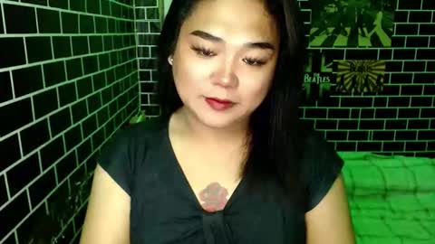 Snapshot of urgirl_dimple chatting on September 20, 4:35 am Dimple online show from September 20, 4:35 am