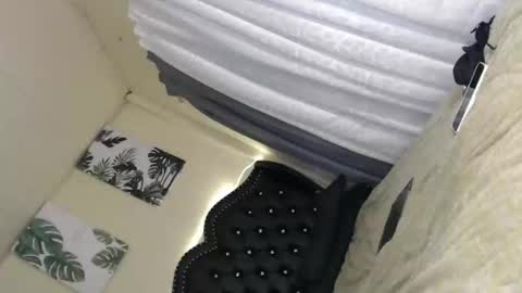 amara online show from February 19, 2:29 am