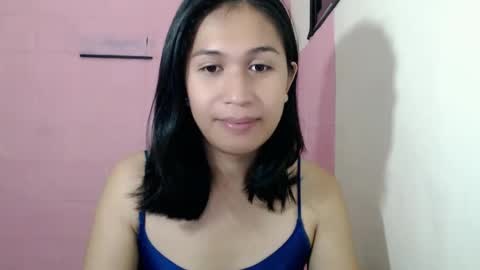 Snapshot of urgirlnabyx chatting on December 15, 1:02 am Call me naby online show from December 15, 1:02 am