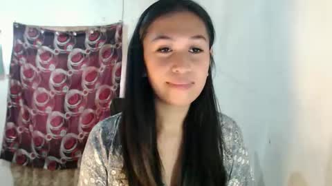 Snapshot of urgirlnabyx chatting on October 13, 12:54 am Call me naby online show from October 13, 12:54 am