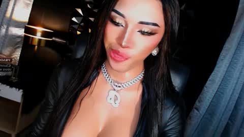 My bella 3 online show from October 8, 9:07 am