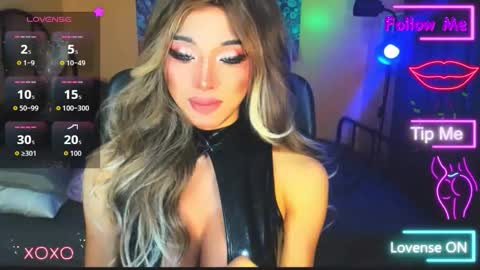 My bella 3 online show from November 16, 2:33 pm