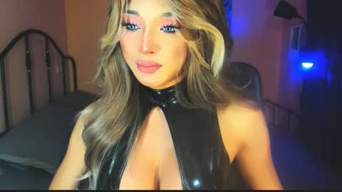 My bella 3 online show from November 18, 5:34 am