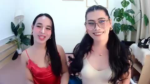 Snapshot of urgorgeous_agatha8 chatting on July 14, 3:51 pm urgorgeous_agatha8 online show from July 14, 3:51 pm