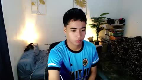 Snapshot of urguy_habibi chatting on December 1, 10:31 am Bib online show from December 1, 10:31 am