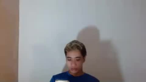 Snapshot of urguy_habibi chatting on July 13, 4:21 pm Bib online show from July 13, 4:21 pm