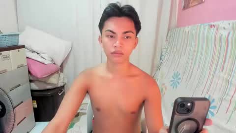urguy_marco online show from May 31, 1:40 pm