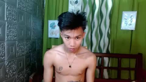 Snapshot of urguy_xian chatting on December 3, 2:47 am xian online show from December 3, 2:47 am