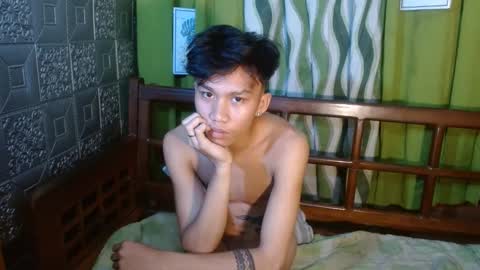 Snapshot of urguy_xian chatting on January 16, 7:49 am xian online show from January 16, 7:49 am