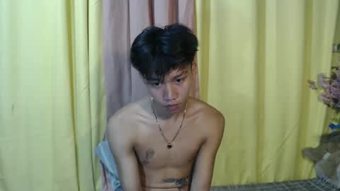 Snapshot of urguy_xian chatting on January 29, 12:12 am xian online show from January 29, 12:12 am