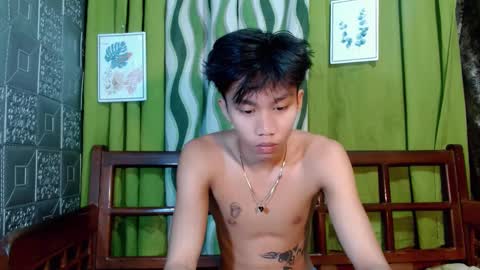 Snapshot of urguy_xian chatting on February 10, 5:36 am xian online show from February 10, 5:36 am